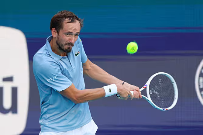 Medvedev: “Este año noto más lento Miami que Indian Wells”
