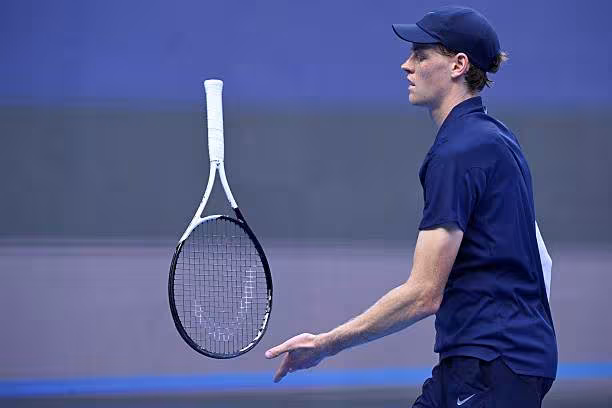Horario y dónde ver a Jannik Sinner ante Alex de Miñaur en las semifinales del ATP Viena 2025