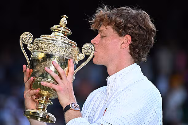 Sinner se acuerda de Alcaraz tras ganar Wimbledon