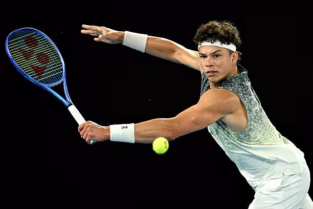 Horario y dónde ver a Jannik Sinner ante Ben Shelton en cuartos de final del Open de Australia 2026