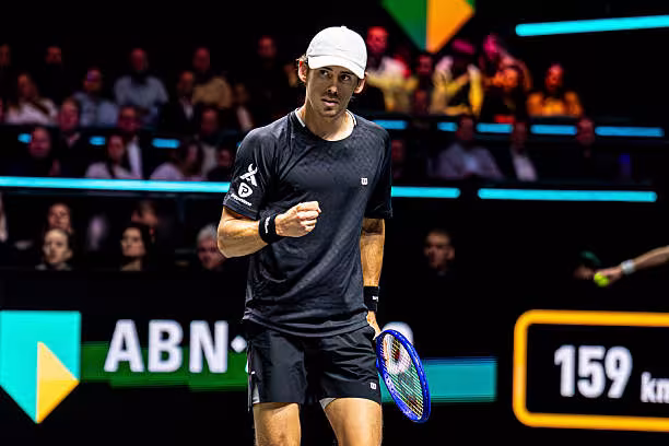 De Miñaur se rinde a Wawrinka: "Fue capaz de sacar de la pista a las mejores versiones del Big 3"