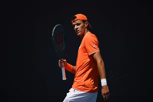 Horario y dónde ver a Novak Djokovic en octavos de final del Open de Australia 2026 contra Jakub Mensik