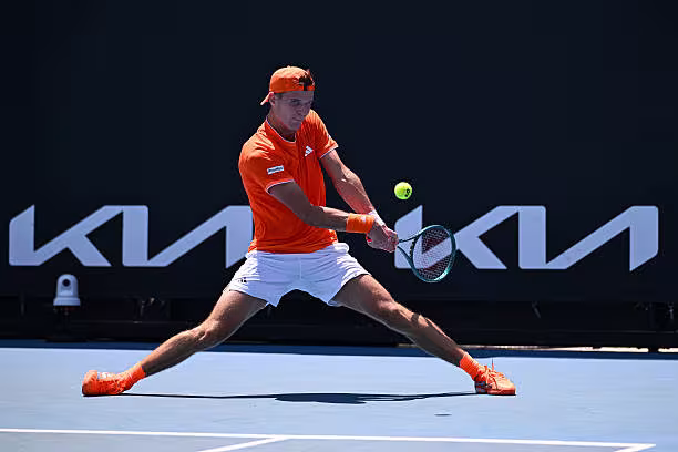 Horario y dónde ver a Rafael Jódar en segunda ronda del Open de Australia 2026 contra Mensik