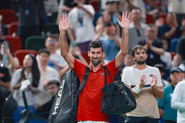 Djokovic se niega a hablar sobre sus problemas físicos: "Siguiente pregunta, por favor"