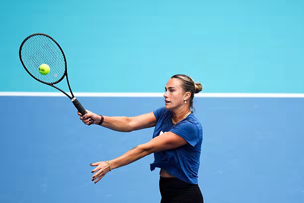 Sabalenka responde con firmeza al director del torneo de Dubái: "Sus comentarios fueron penosos"