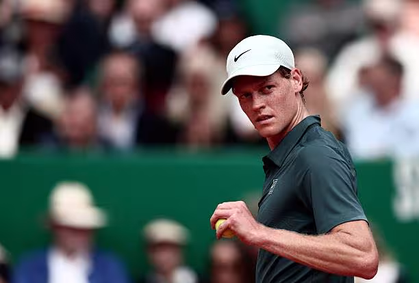 Un Sinner imperial arrolla a Zverev en Montecarlo