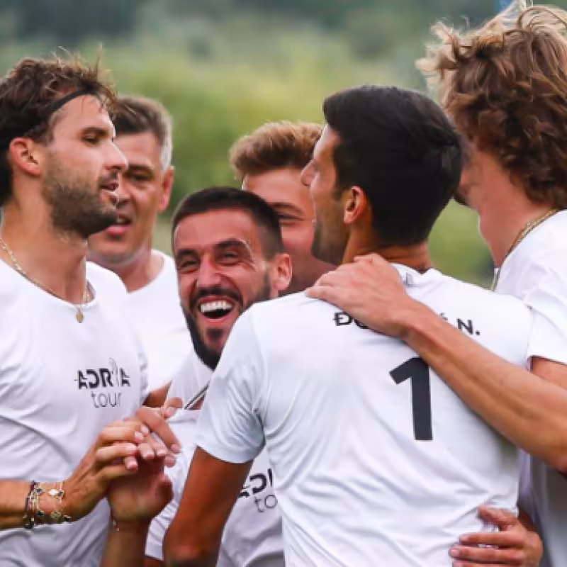 Djokovic, Dimitrov o Zverev cambian el tenis por el fútbol