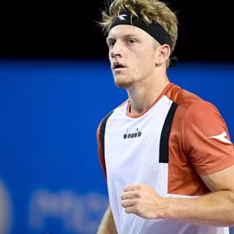 ATP Marsella 2021. Davidovich apabulla a Petros Tsitsipas
