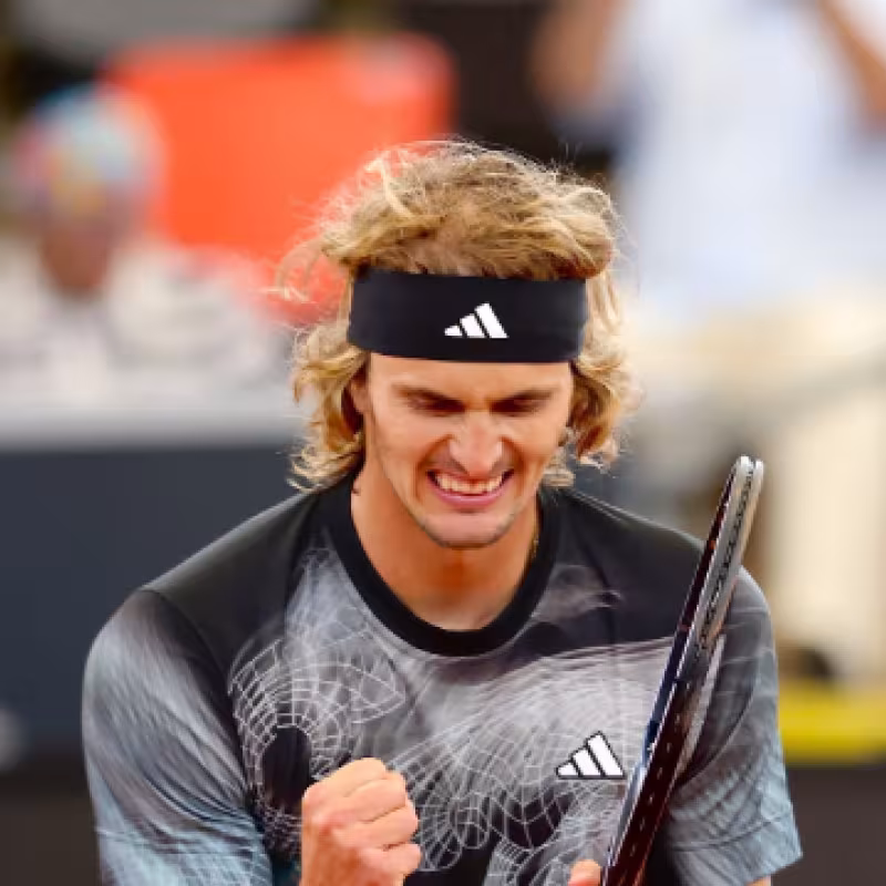 Zverev niega las acusaciones por violencia doméstica