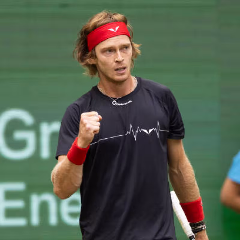 Rublev frena a Griekspoor y se cita con Bautista en semifinales de Halle