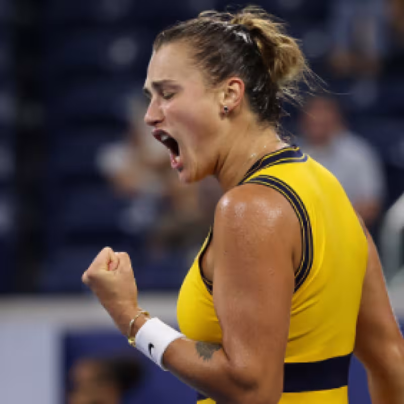 Sabalenka mete miedo con un tenis antológico