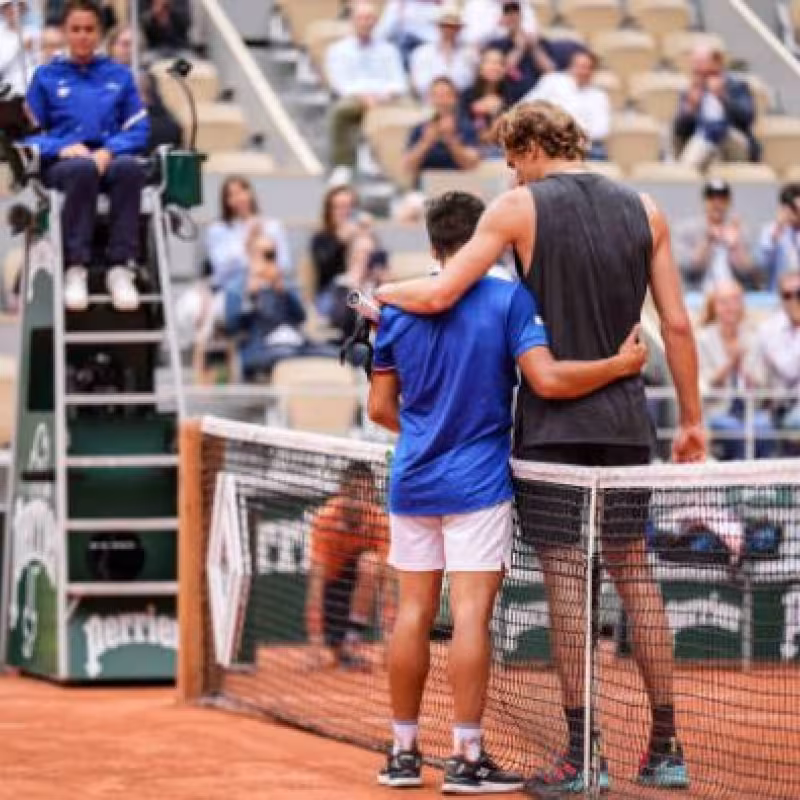 Báez revela qué le dijo Zverev en la red al término del encuentro. Foto: Getty