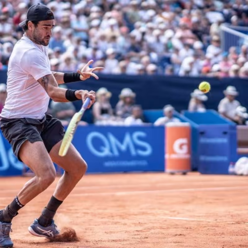 Matteo Berrettini derrota a un combativo Pedro Martínez en Gstaad