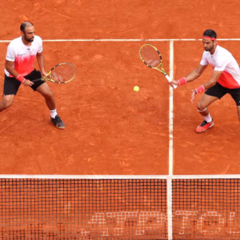 Cabal y Farah revalidan título en Barcelona