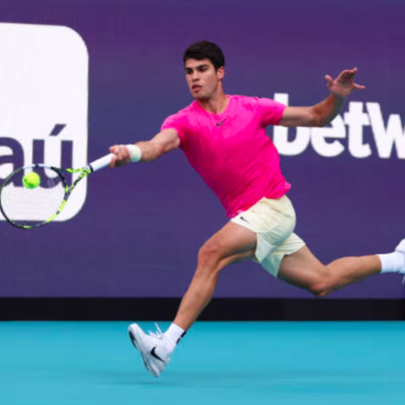 Carlos Alcaraz en su partido ante Dusan Lajovic. Foto: Getty