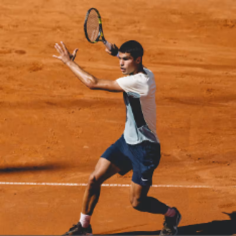 Carlos Alcaraz gana en Hamburgo a Khachanov. Foto: gettyimages