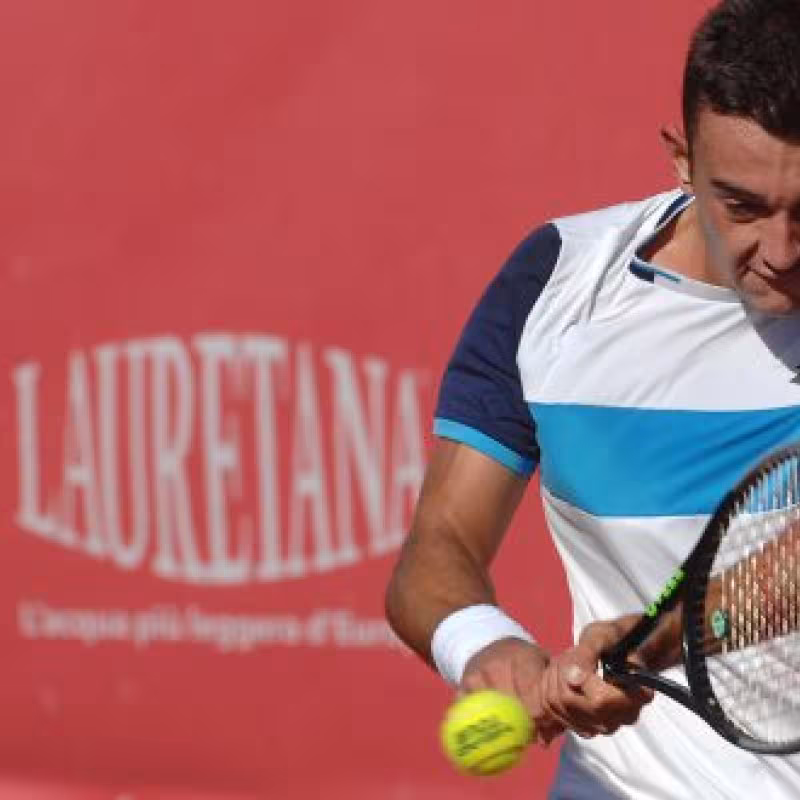 Carlos Gimeno obtiene el triunfo más notable de su corta carrera