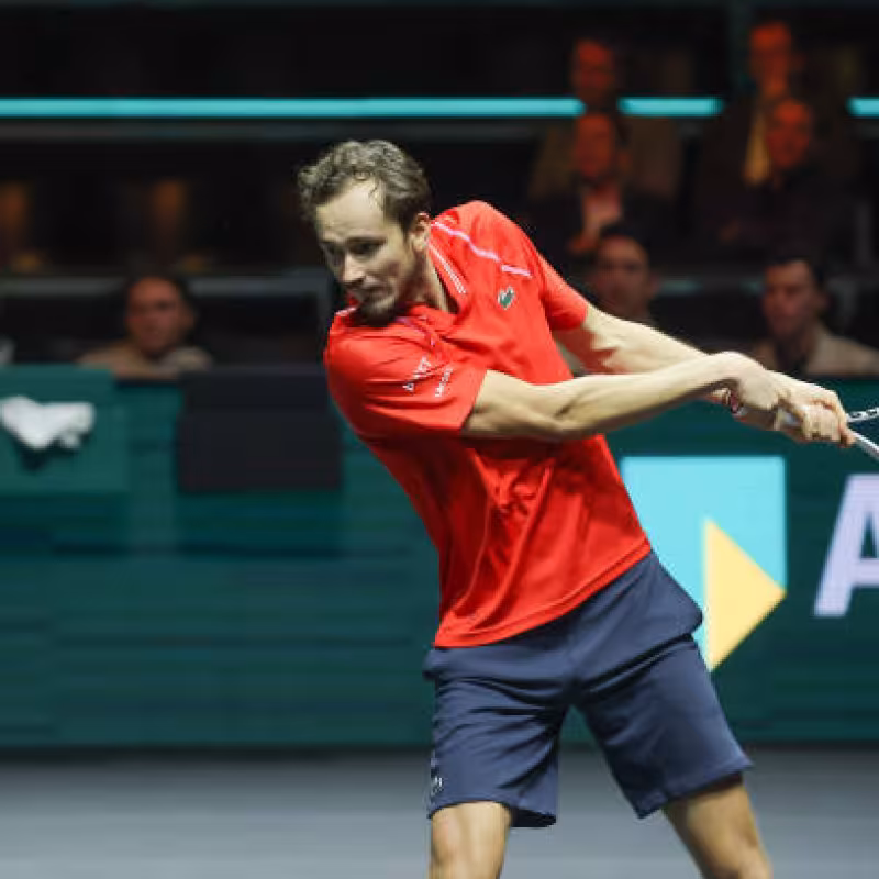 ATP Rotterdam 2023. Medvedev cumple y se cita con Aliassime