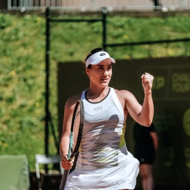 Kovinic se hace grande ante Masarova