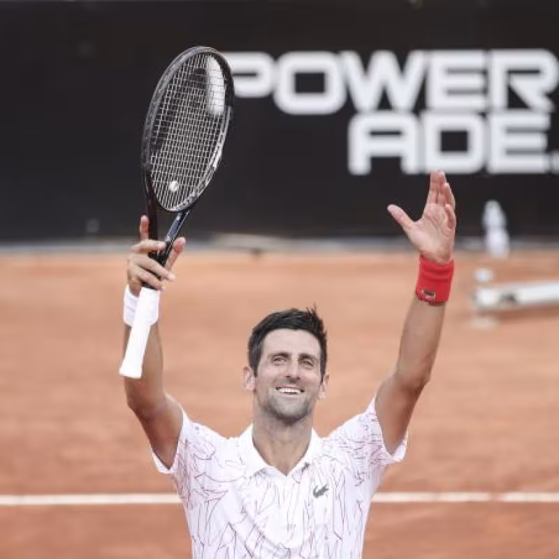 Djokovic completa un doble-doble espectacular tras el título en Roma
