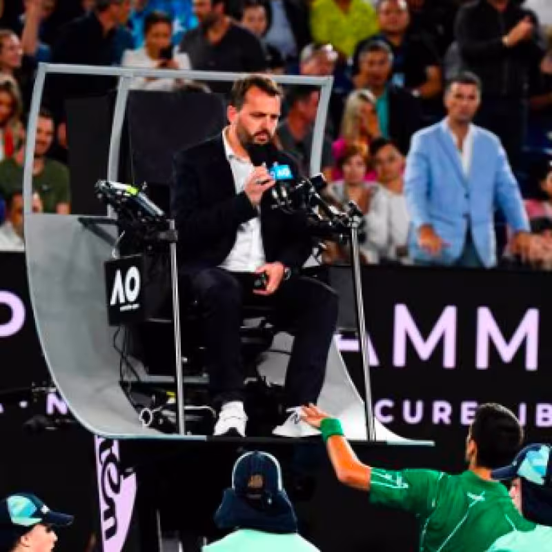 Novak Djokovic no será multado por su 'vacile' a Damien Dumusois