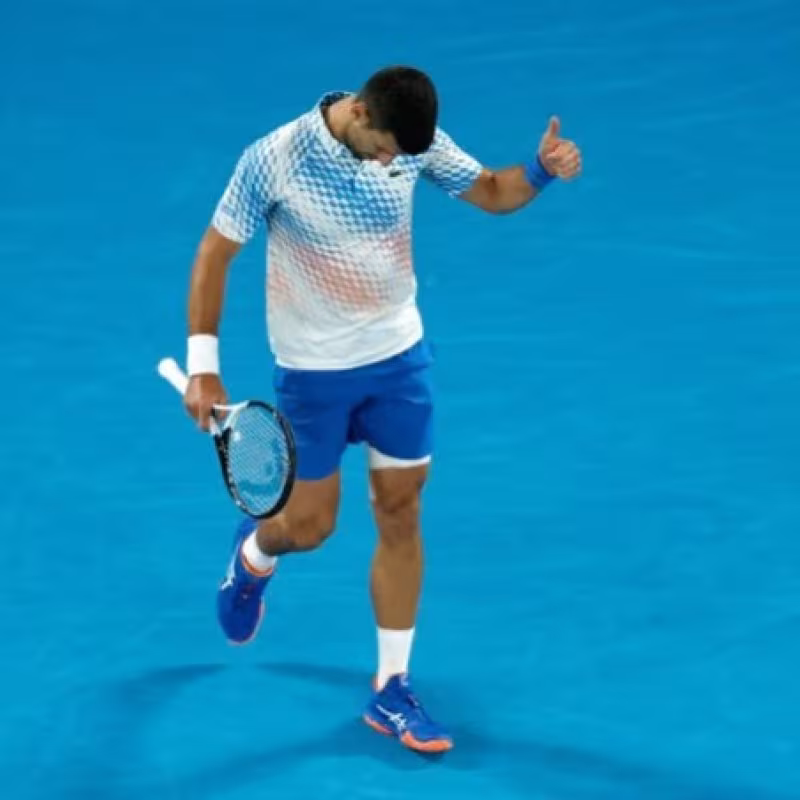 Wilander: "No ha sido error de Djokovic no ponerse la vacuna, alguien le ha dicho que podía viajar y tenía los papeles adecuados"