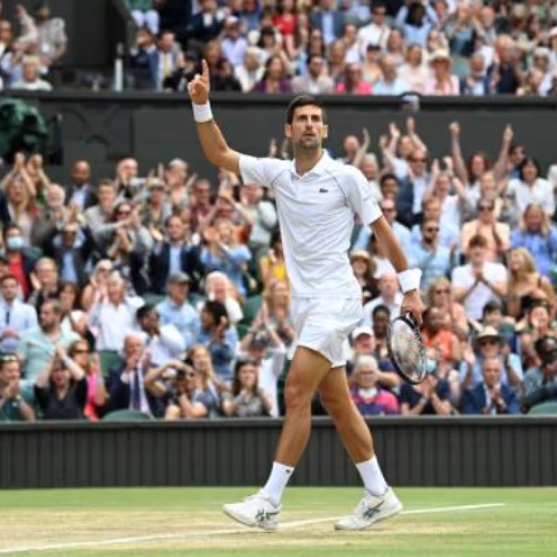 Djokovic, paso al frente hacia la historia