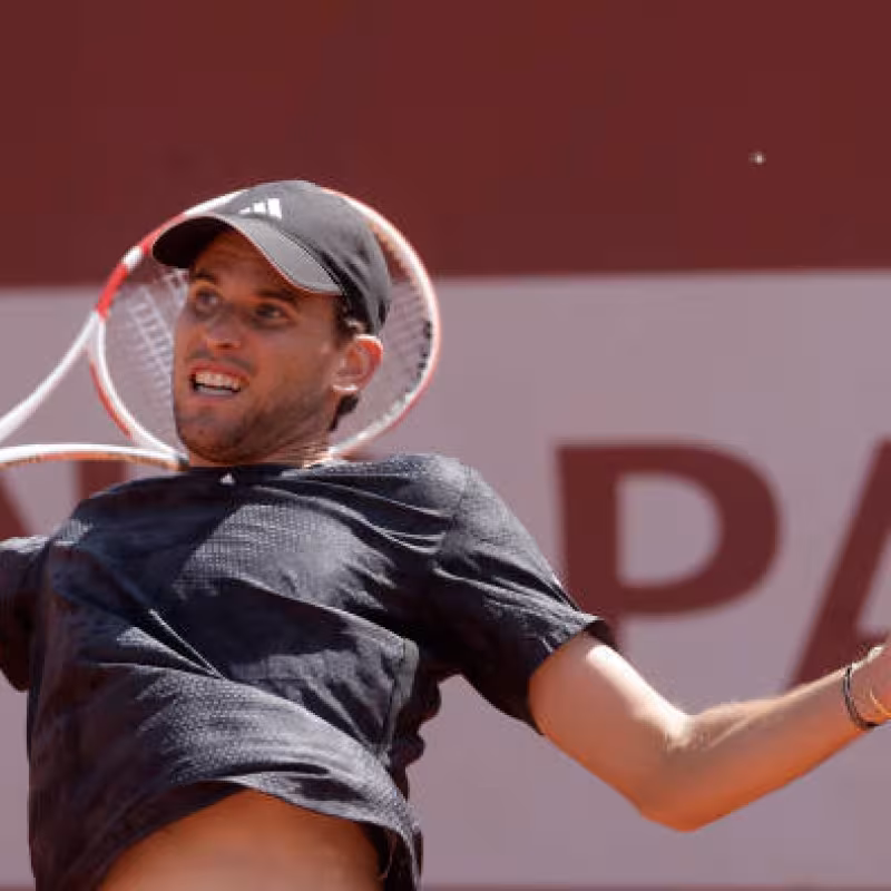 Thiem reacciona con grandeza en Kitzbuhel 