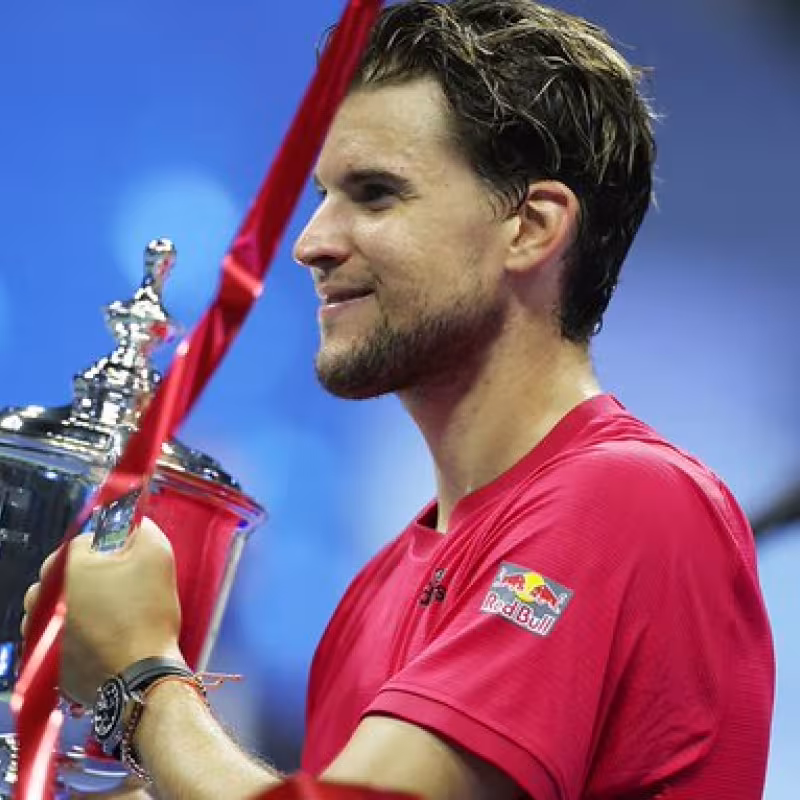 Dominic Thiem con el trofeo de campeón. Fuente: Getty