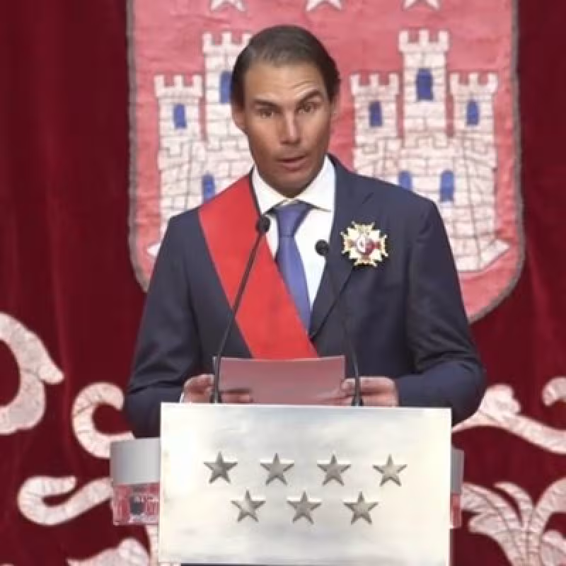 Nadal recibe la Gran Cruz de la Orden del Dos de Mayo