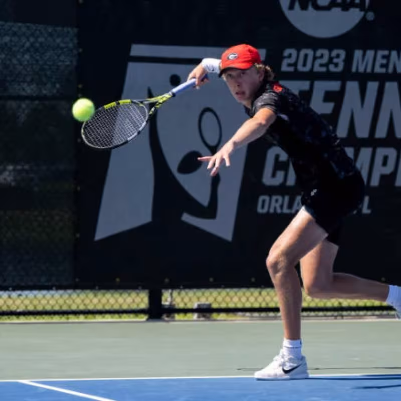 Ethan Quinn y Alex Michelsen dan un impulso a la prometedora generación del 2004