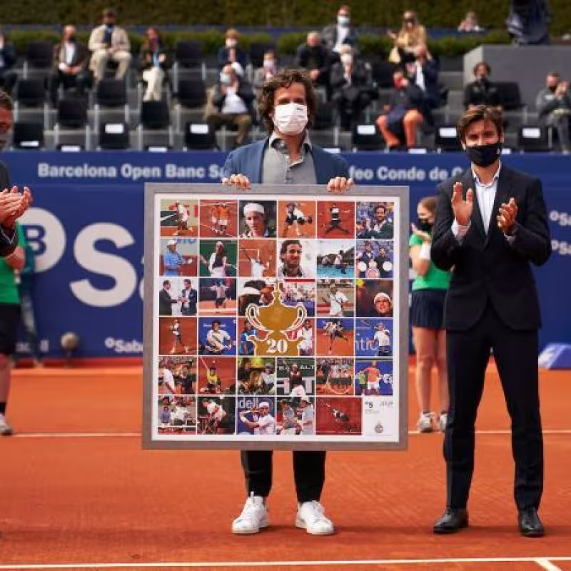 Feliciano es homenajeado por sus 20 participaciones en el Godó