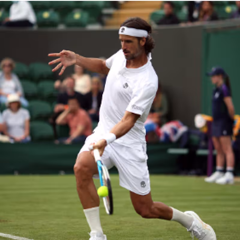 La baja de Zverev en Wimbledon 2022 acerca a Feliciano López al cuadro final