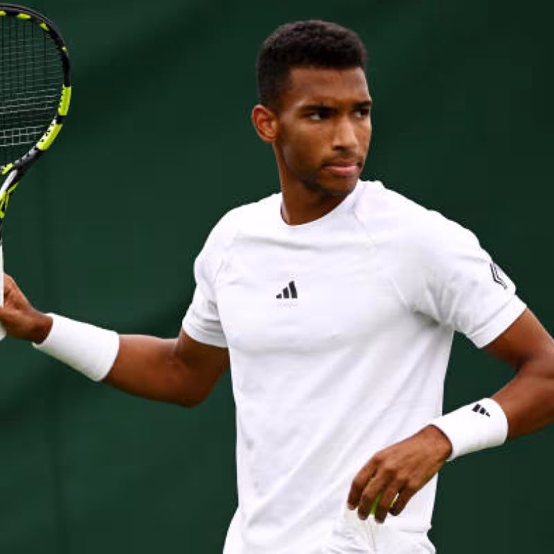 Aliassime: "Hay que tener cuidado con los movimientos porque en una parte de la pista había barro literalmente"