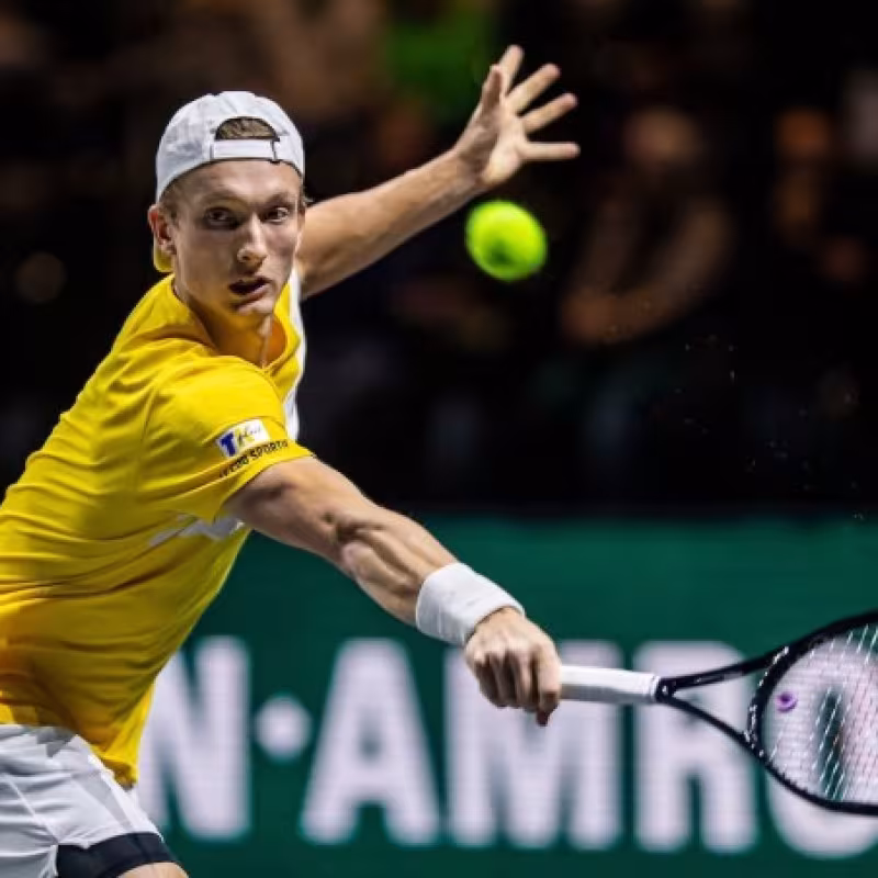 El #137 del mundo le saca los colores a Shapovalov