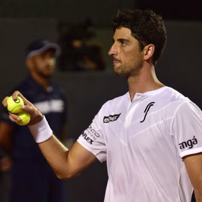 ATP Río 2023. Thomaz Bellucci cuelga la raqueta delante de su público
