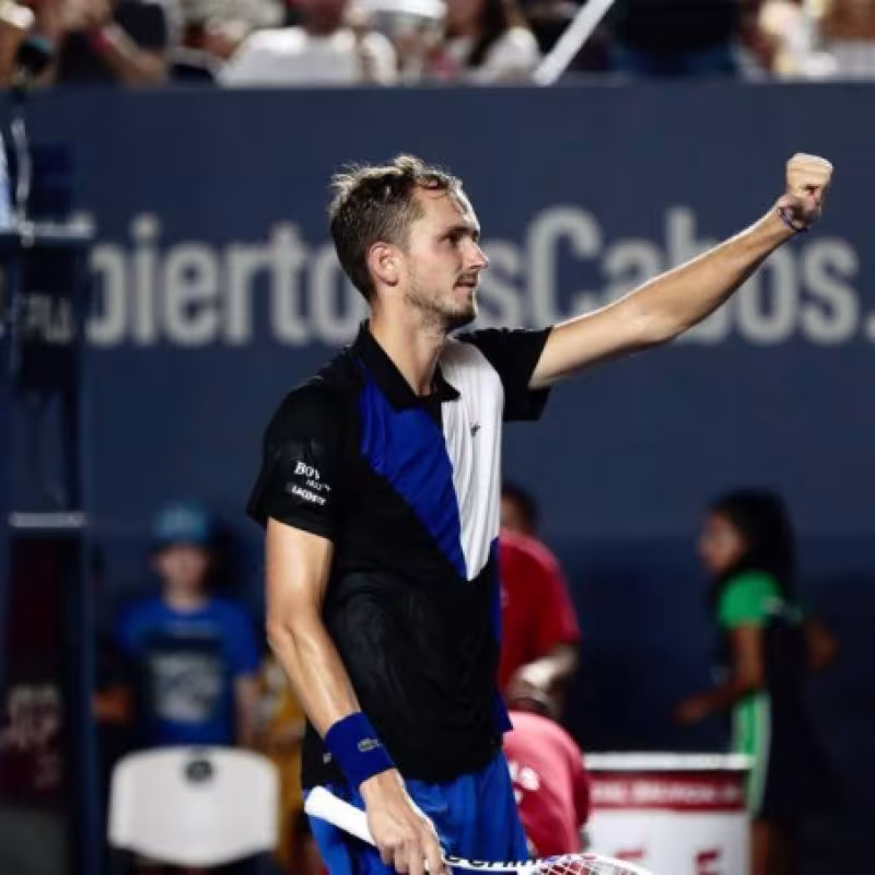 ATP Los Cabos. Medvedev sube una marcha y ya está en semifinales