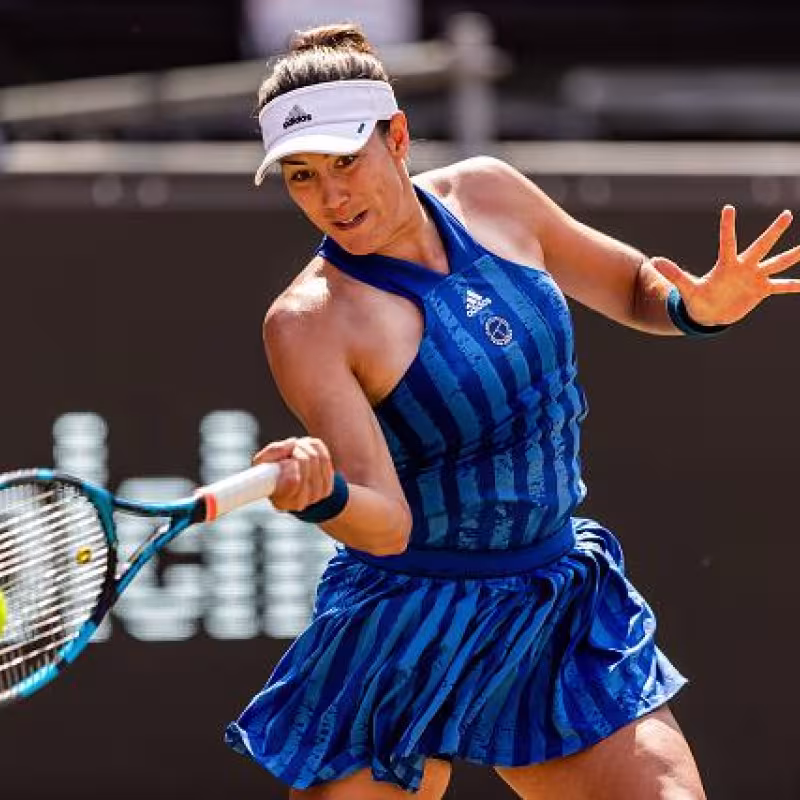 Muguruza se deshace de Rybakina y sigue avanzando en Berlín