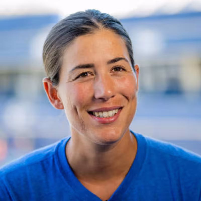 Muguruza arranca con victoria en Hobart