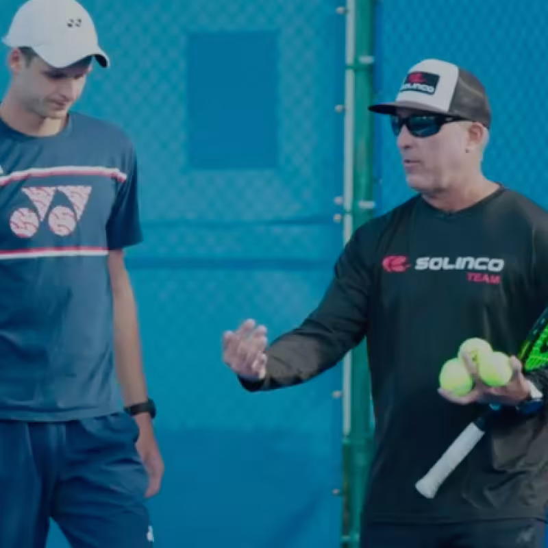 Hubert Hurkacz junto a Craig Boynton. Fuente: ATP