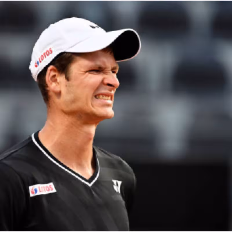 Krajinovic y Hurkacz se ven sorprendidos a las primeras de cambio