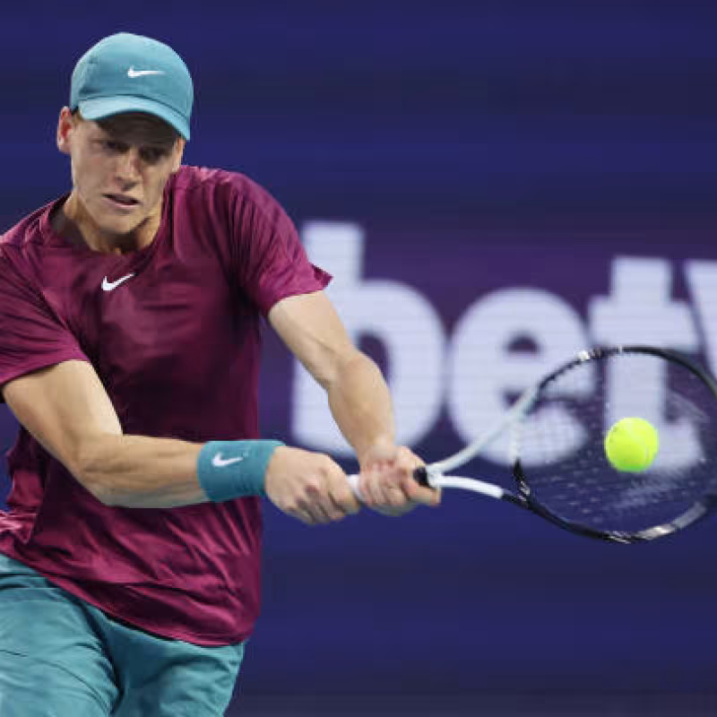 Sinner aplasta a Rublev y se cuela en los cuartos de final en Miami