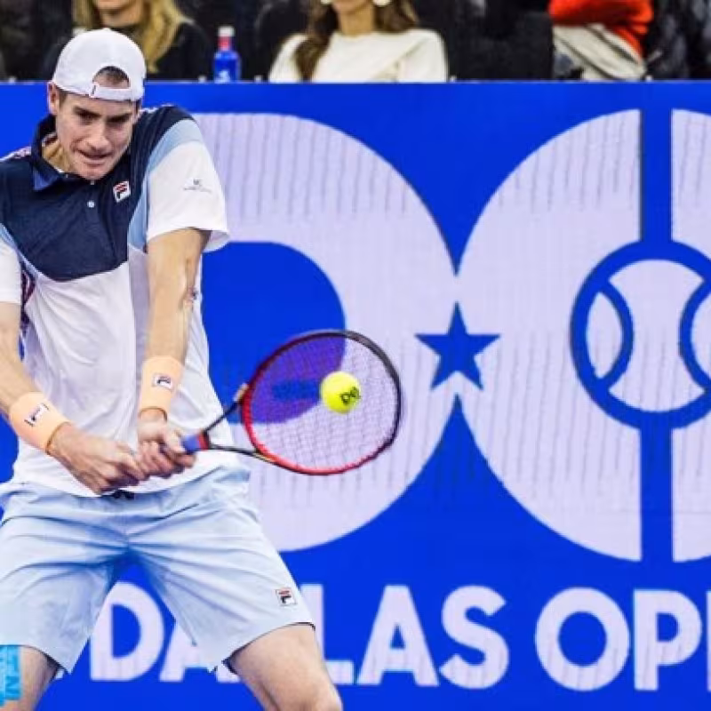 ATP Dallas 2023: Tiafoe cae e Isner avanza