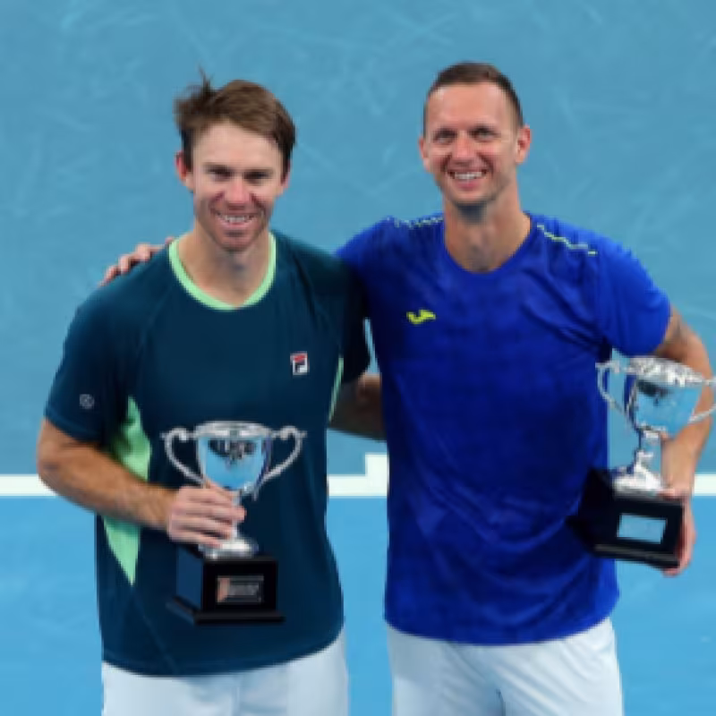 La dupla Peers/Polasek levanta trofeo en Sydney