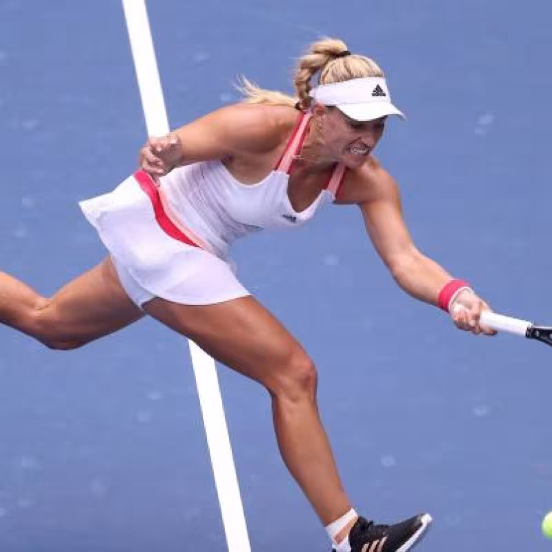 Kerber avanza con contundencia y Caro Garcia se despide de Nueva York