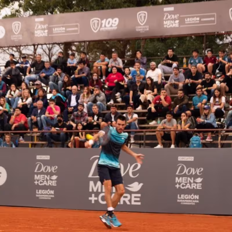 Leo Mayer celebra su retirada definitiva del tenis