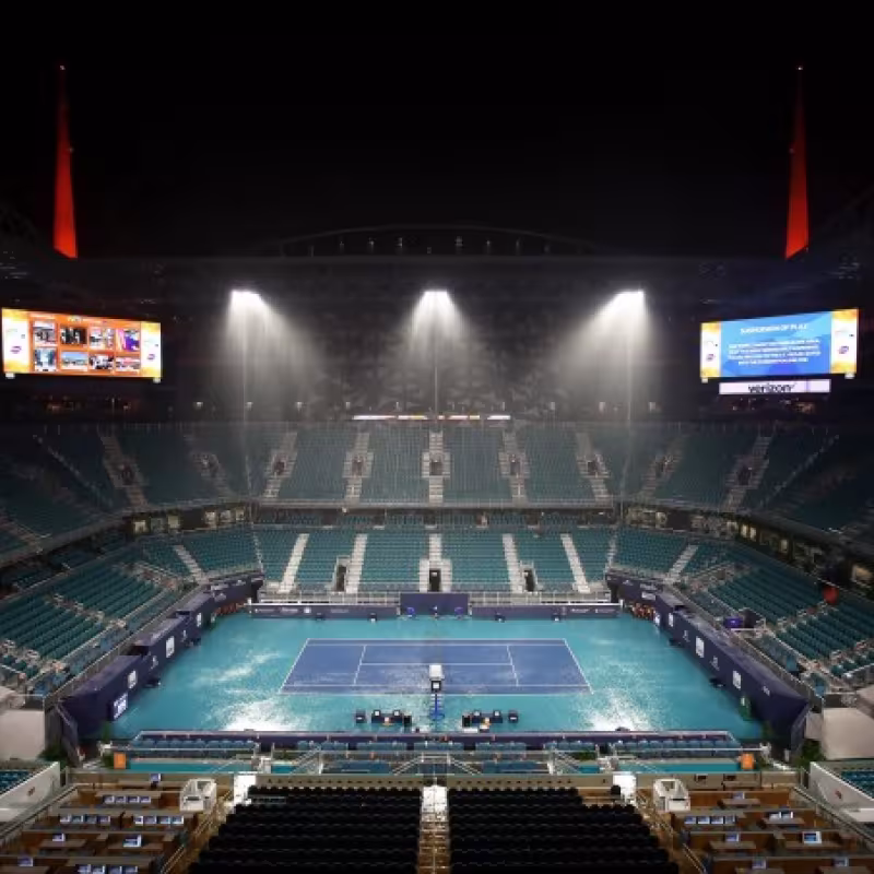 OFICIAL: La lluvia aplaza al jueves el Alcaraz-Fritz y el Kvitova-Alexandrova