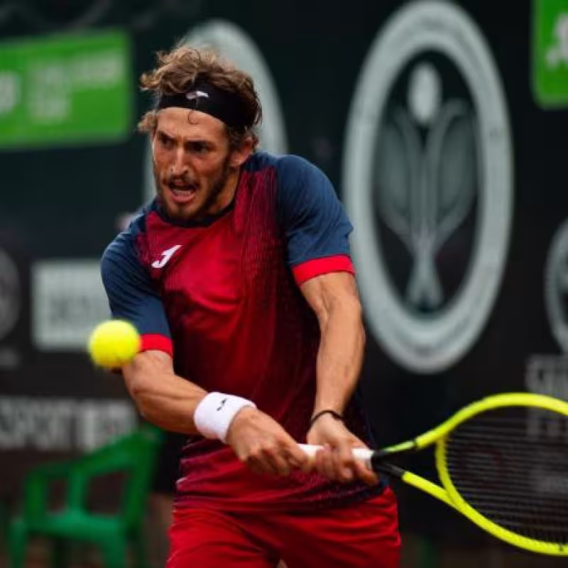 Pedro Martínez y Vilella avanzan en la fase previa de Roland Garros