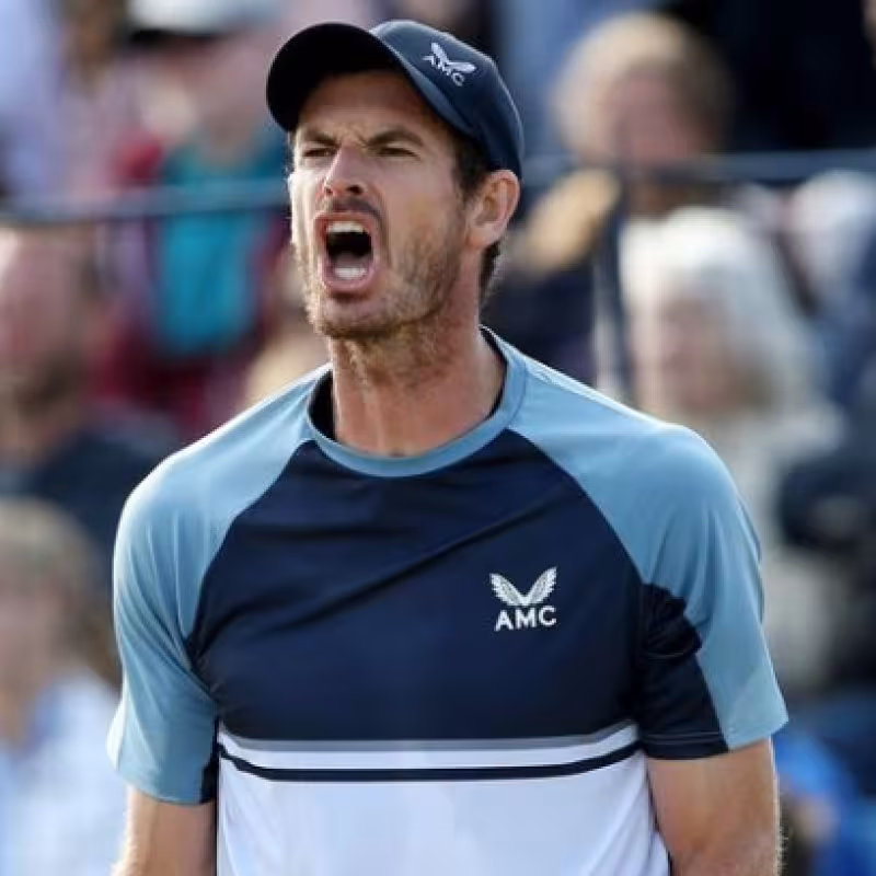 El irónico tuit de Murray sobre el tiempo que se toma Tsitsipas para ir al baño