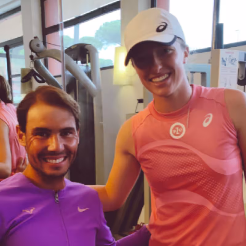Nadal y Swiatek, foto de campeones en Roma